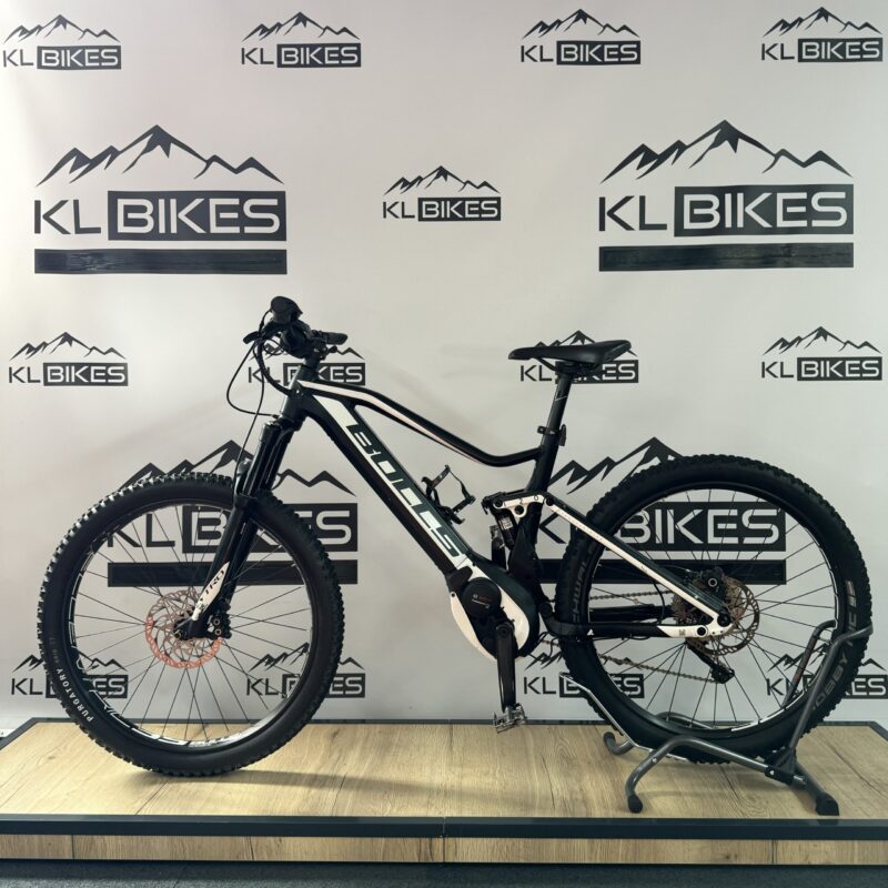 Bulls | SIX50 EVO TR2