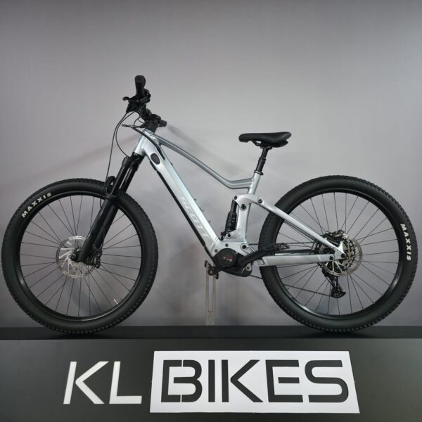 SCOTT | CONTESSA STRIKE ERIDE 920