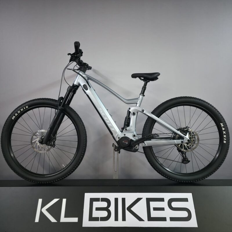 SCOTT | CONTESSA STRIKE ERIDE 920