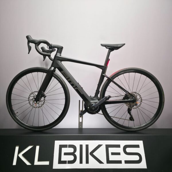 BMC | ROADMACHINE 01 AMP